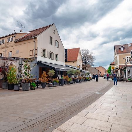 Upper Town Rooms Zagreb Exteriör bild